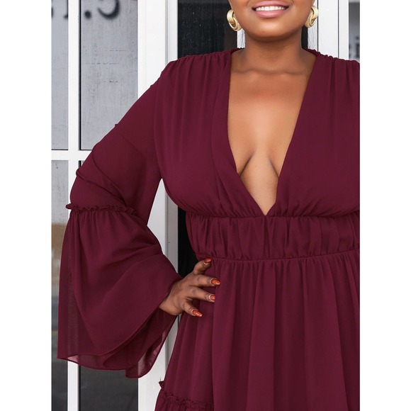 Plus Size Flare Sleeve Plunge Mini Dress - Picture 6 of 6